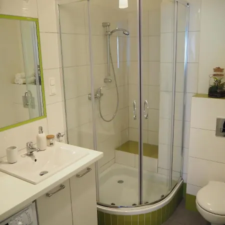 Cozy With Natural Vibe 10' From Center Appartamento Breslavia
