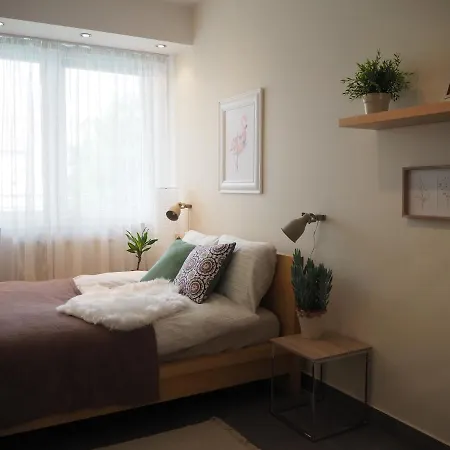 Lejlighed Cozy With Natural Vibe 10' From Center